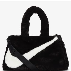 ✨NWT✨ Nike Faux Fur Tote (Black)